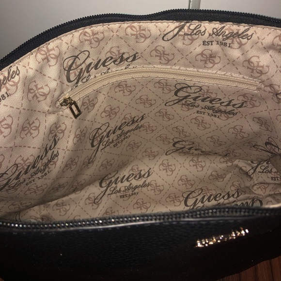 Guess Handbag - Picture 4 of 6
